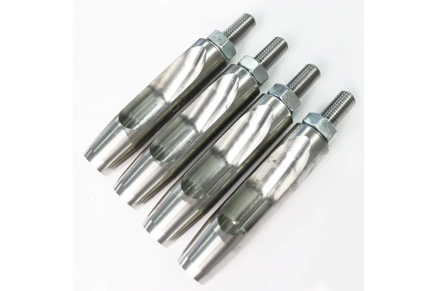 Szpilka drążona aeratora Camon LA 25