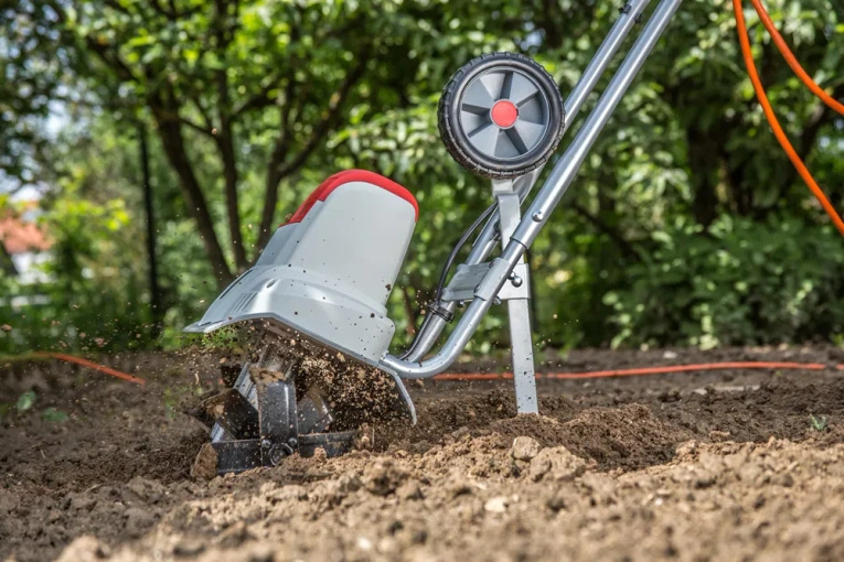 Glebogryzarka elektryczna Ikra IEM800S