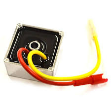 Regulator napięcia 5 A / 9 A silnika Briggs&Stratton