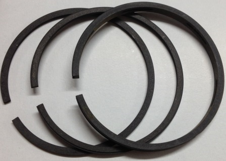 Komplet pierścieni tłoka 65,11 mm silnika Briggs&Stratton 3,5 KM