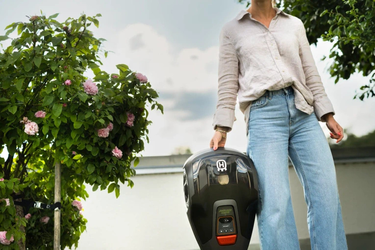 Robot koszący Husqvarna Automower® Aspire™ R4