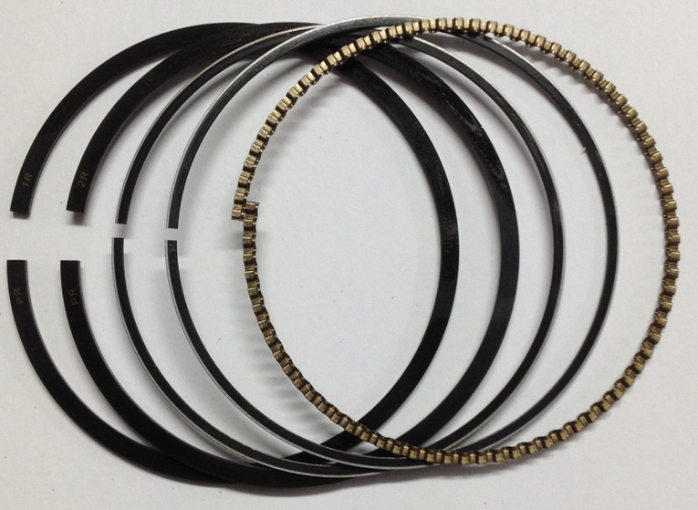 Komplet pierścieni tłoka 65,11 mm silnika Briggs&Stratton 3,5 KM