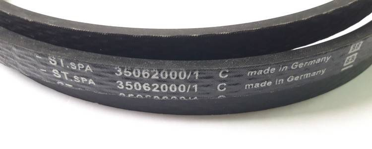 Oryginalny pasek jazdy traktorków Stiga Senator / Tornado (135062000/1)