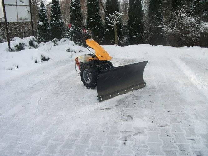 Lemiesz / pług do śniegu do ciągników jednoosiowych