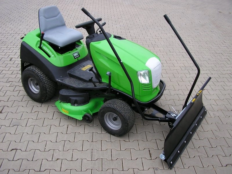 Pług do śniegu VARES Komfort 118 do traktorków Viking / Stihl serii T5 / T6