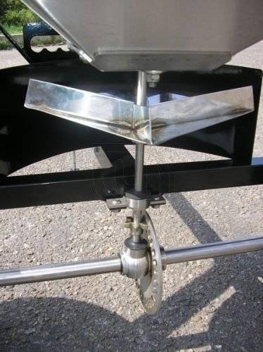 Rozsiewacz do traktorka Vares RV 200