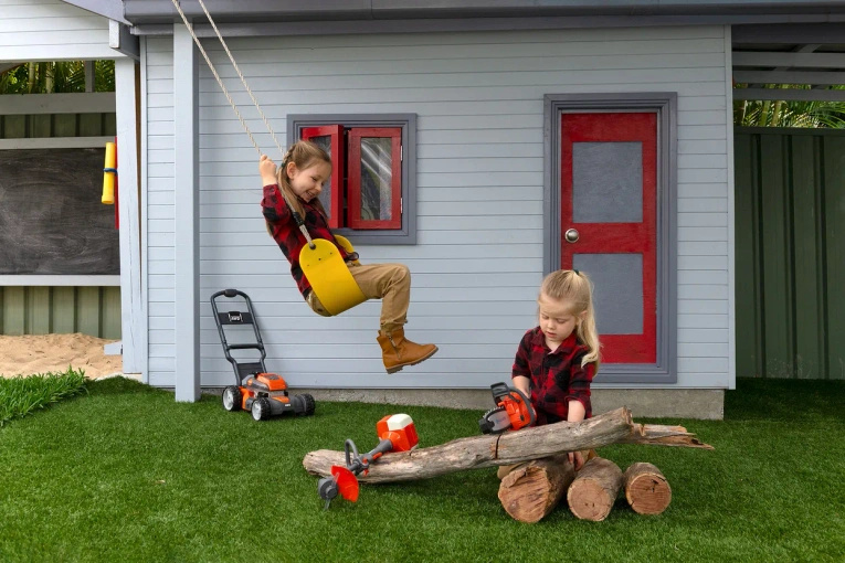 Zabawka kosiarka Husqvarna